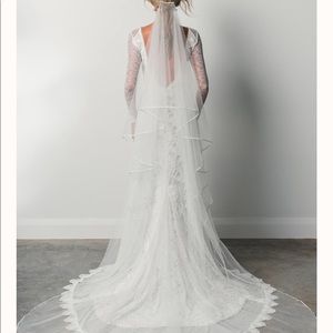 Grace Loves Lace Kinga Veil